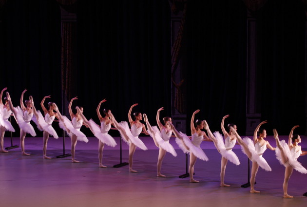 The Australian Conservatoire of Ballet. Photo: Jeff Busby